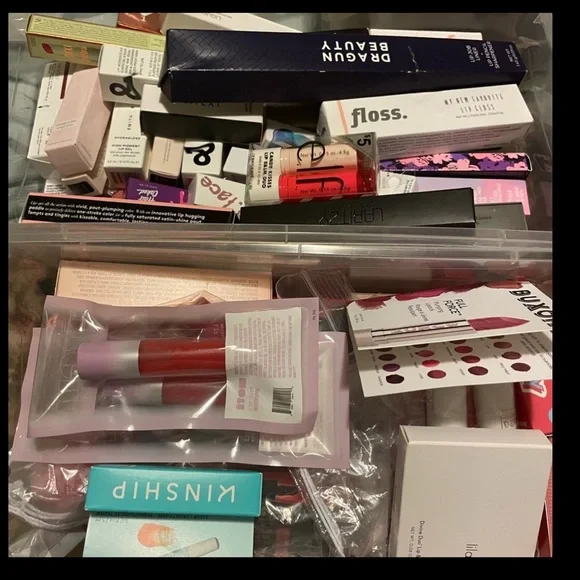 Assorted Makeup Collection Mystery Selection All Brands - Picture 5 of 9